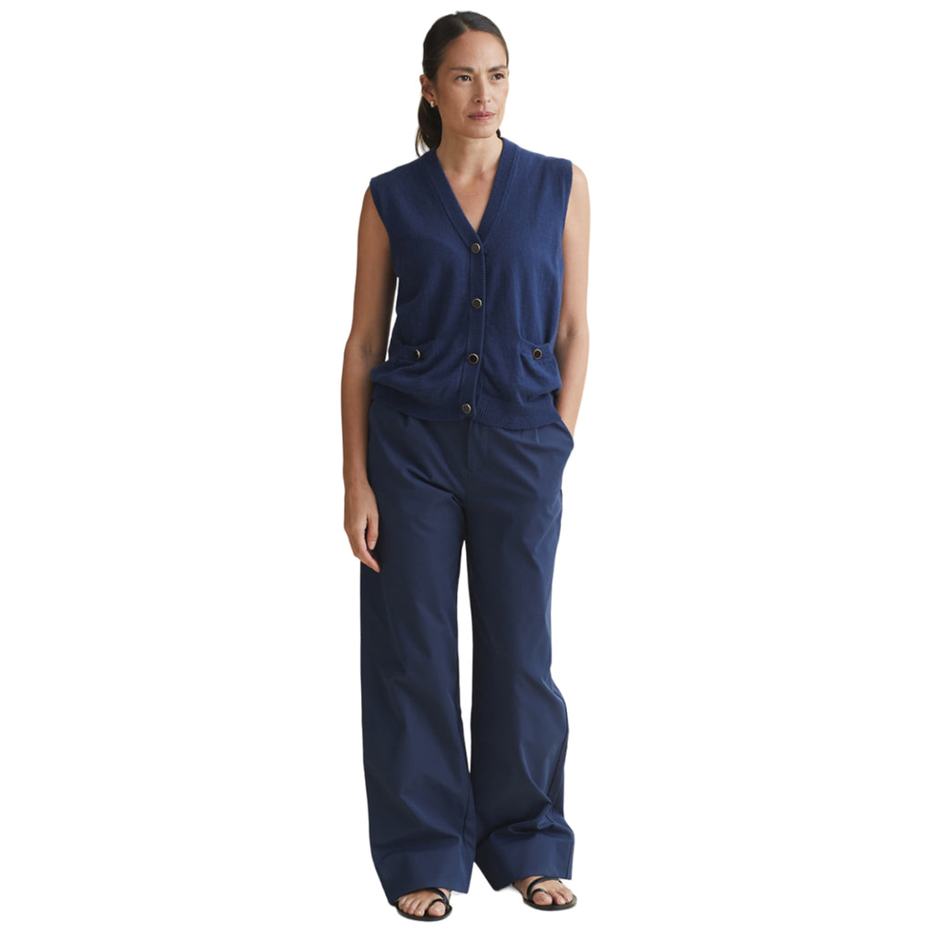 A. PUTNAM Women's Dress Blues Enza Washable Cashmere Vest